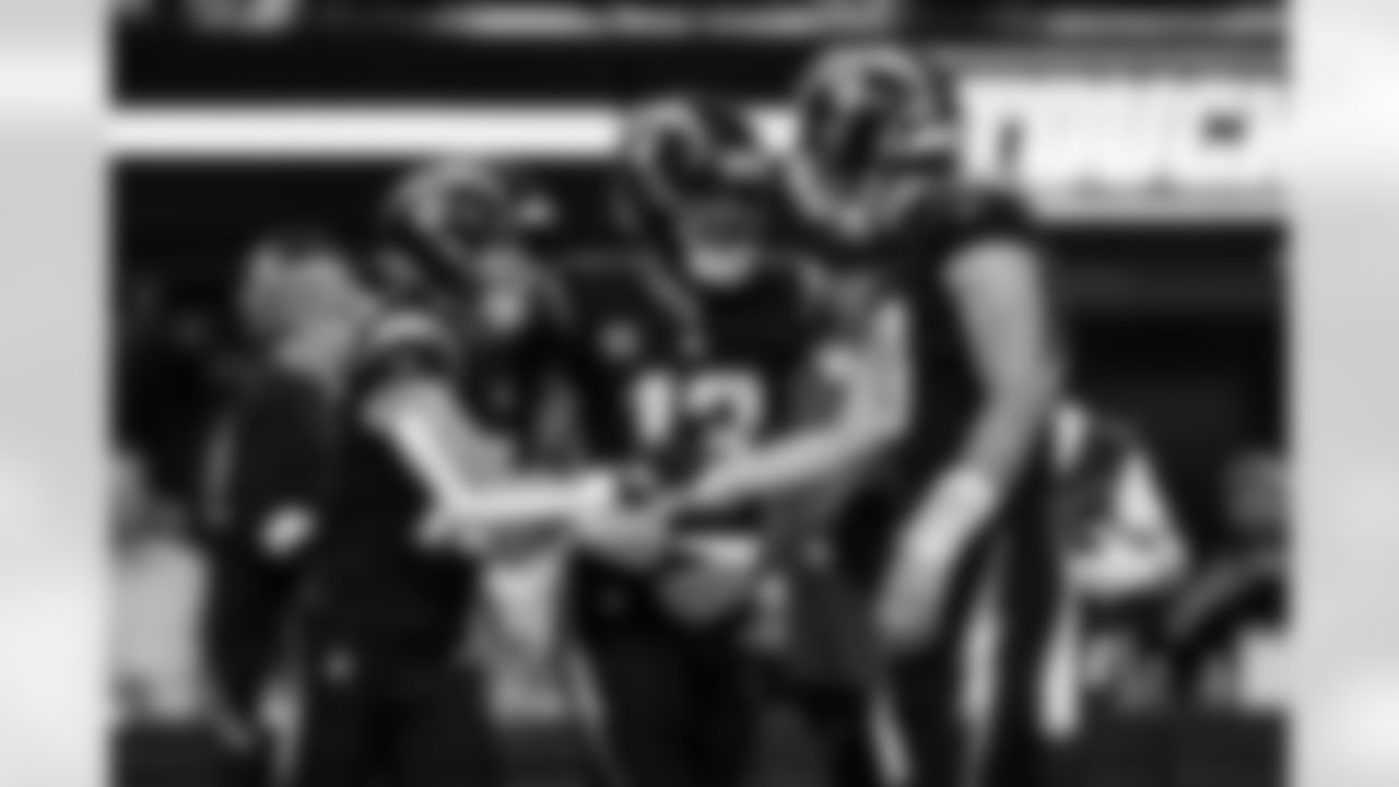 Take a look back at the best photos of Justin Herbert's 2025 campaign.