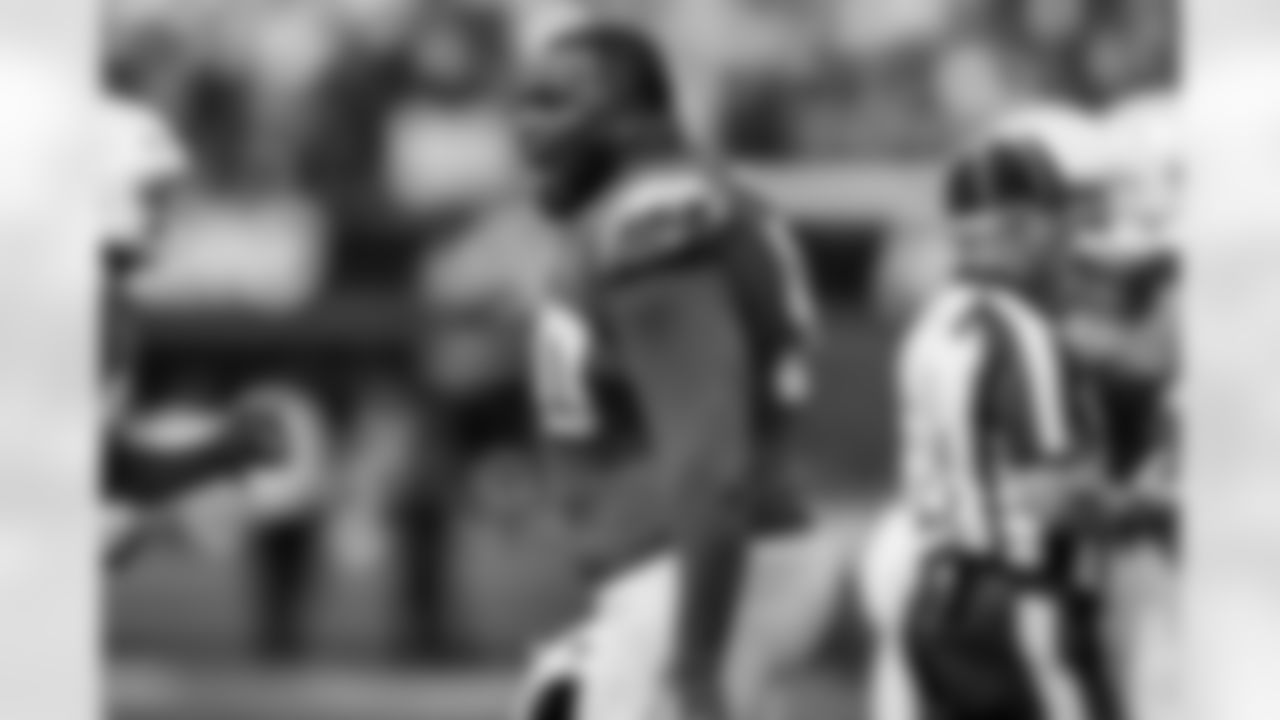 Take a look back at the best photos of the Chargers best celebrations of the 2025 season.