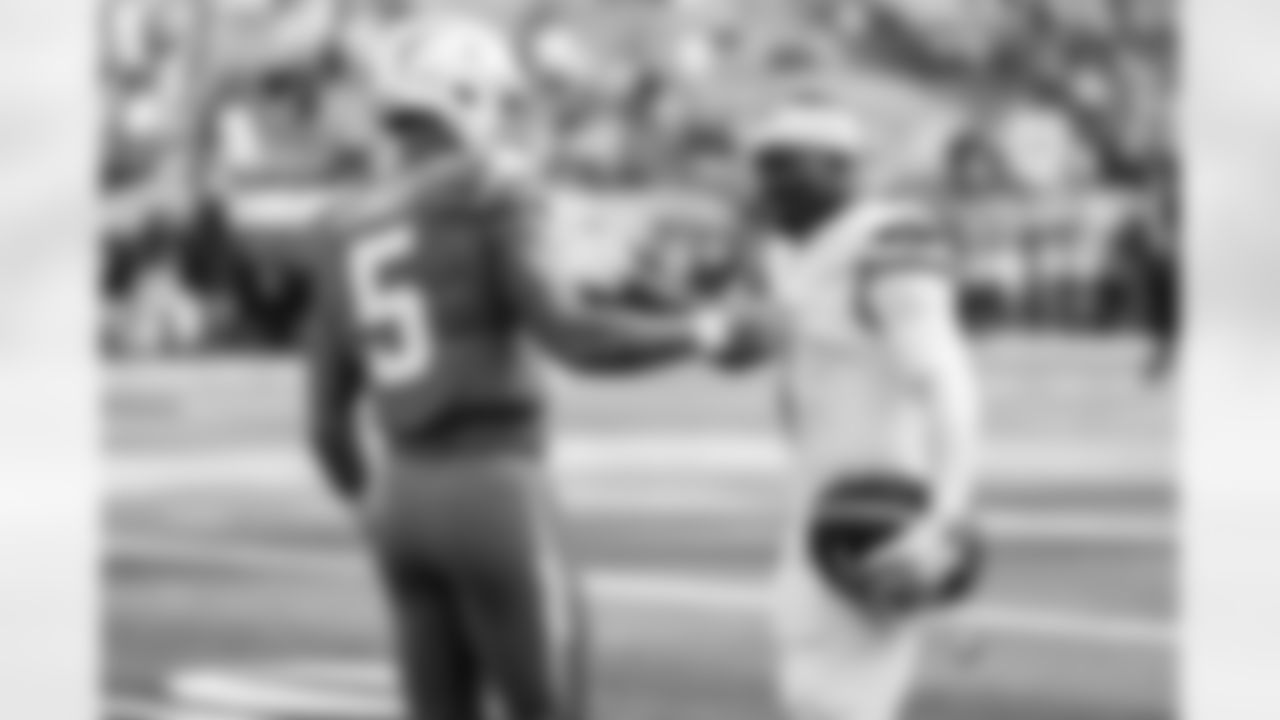 QB Trey Lance (5)