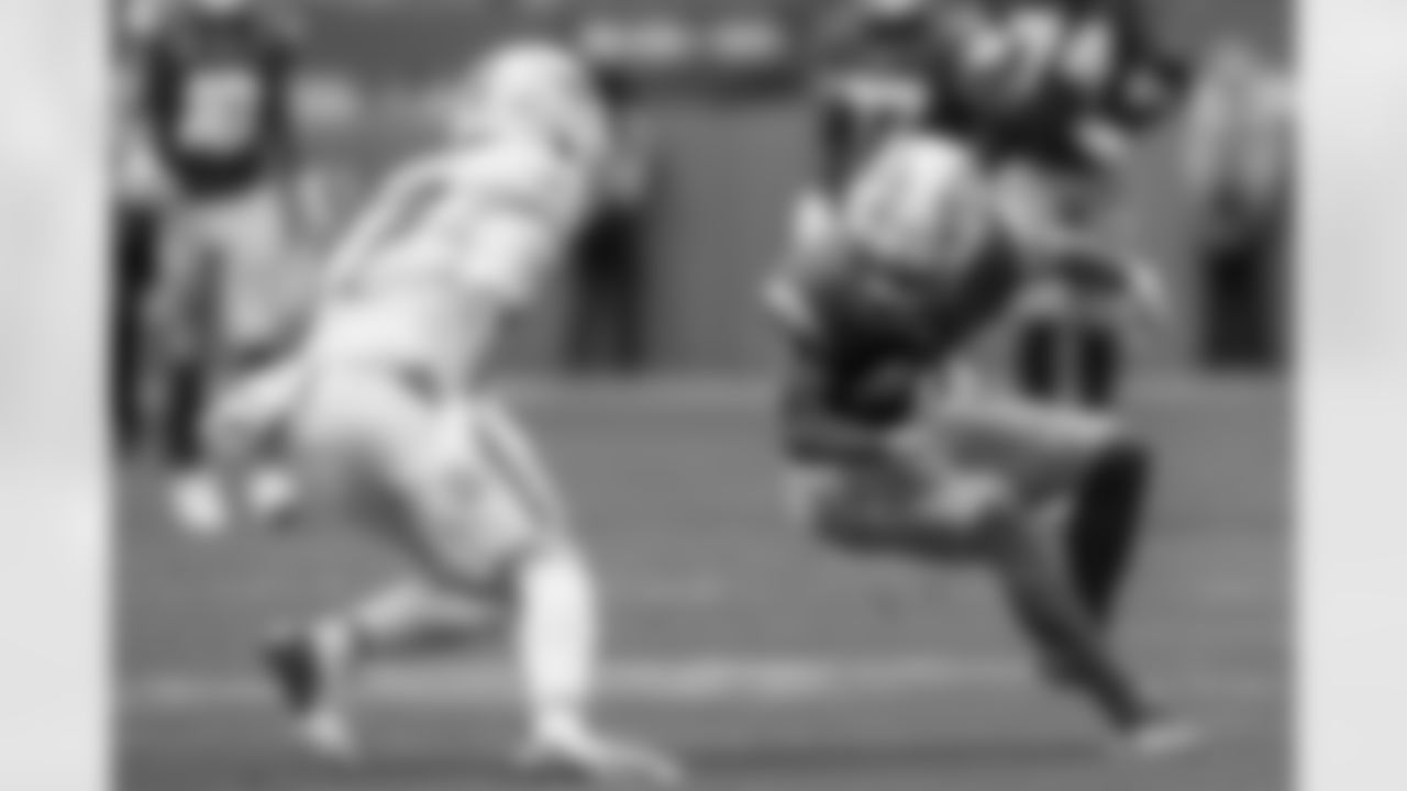 Take a look back at the best photos of the offense's 2025 campaign