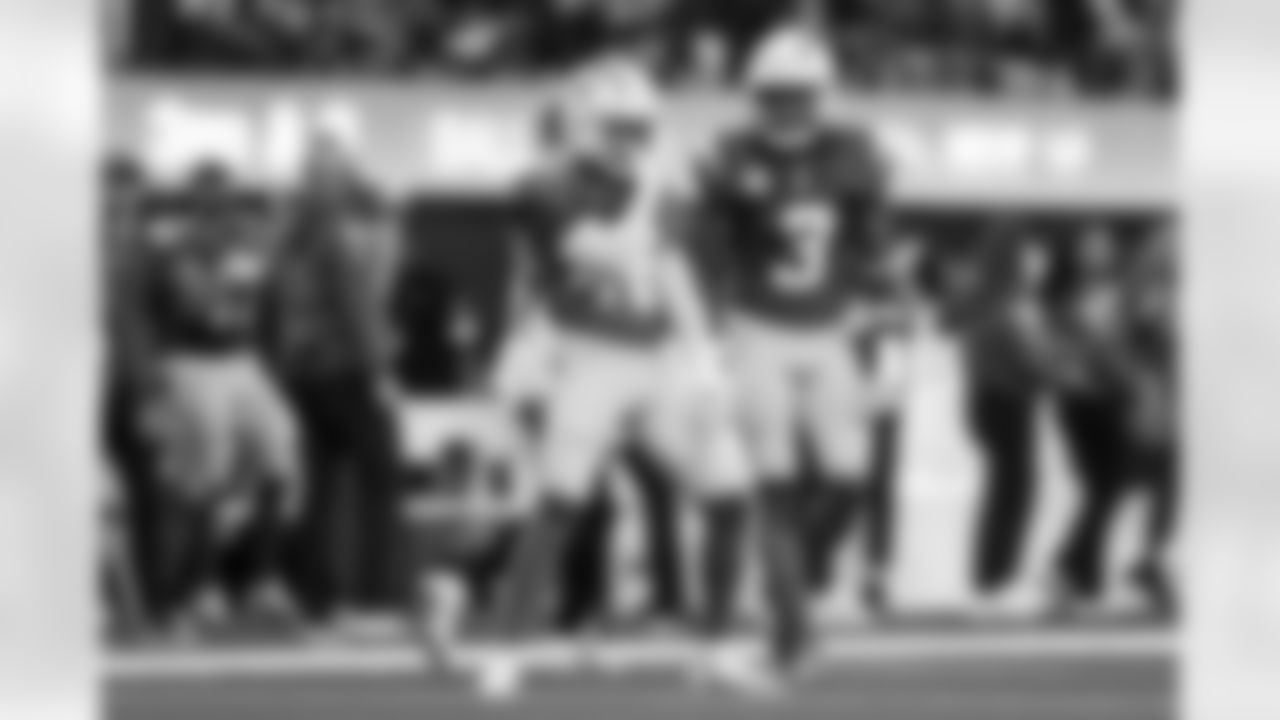 CB Nikko Reed (46) and S Derwin James Jr. (3)