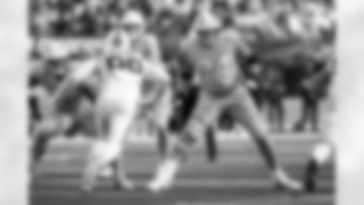 Take a look at the best photos of Chargers 2026 free agent Austin Deculus