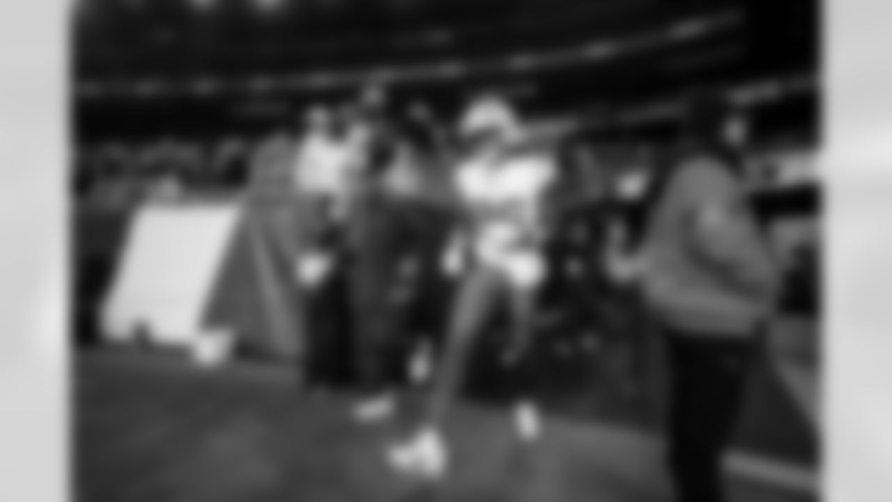 TE Oronde Gadsden (86)