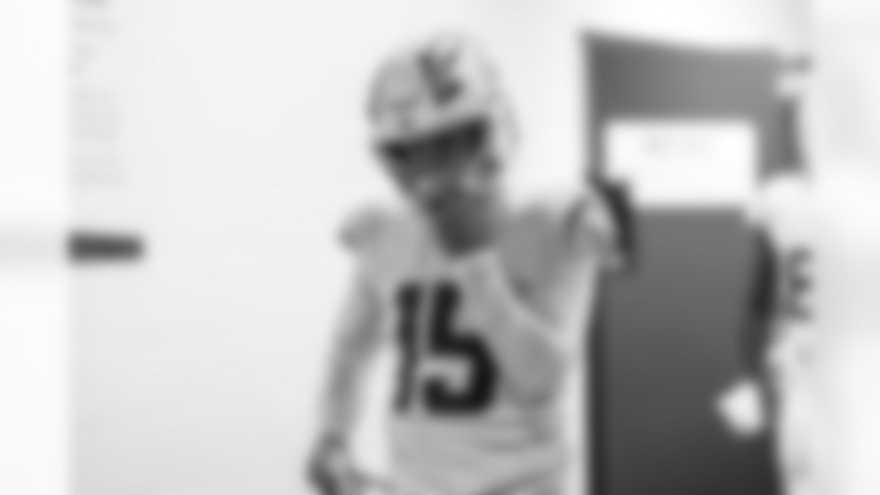 WR Ladd McConkey (15)