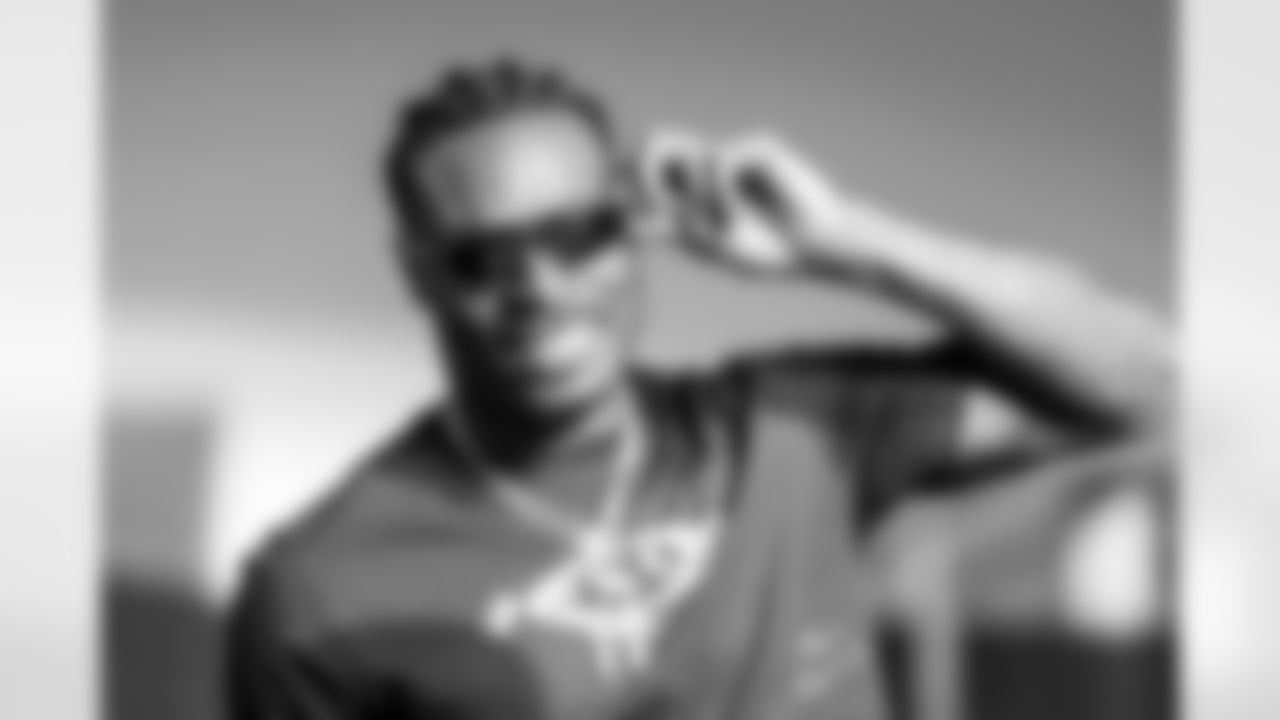 S Derwin James Jr. (3)