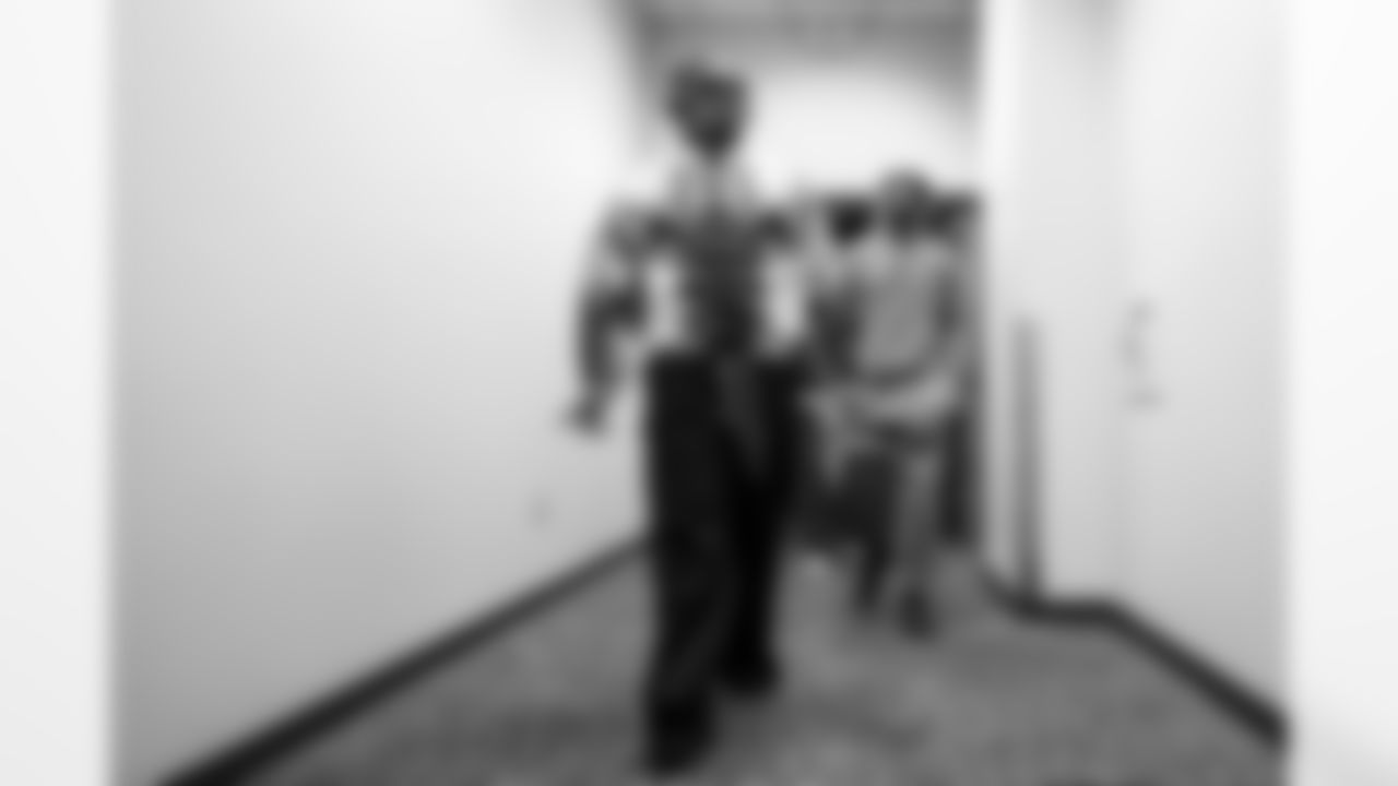 DL Da'Shawn Hand (91)