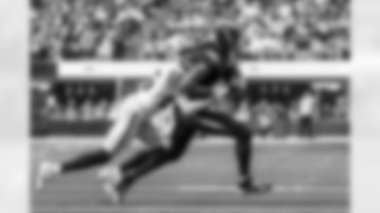 Check out the best shots from the Chargers Week 13 matchup against the Raiders!