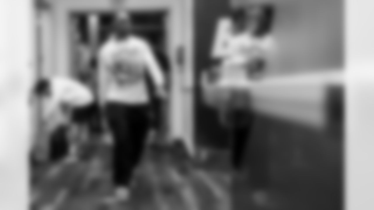 Take a look back at the best photos of the Chargers best arrival fits of the 2025 season.