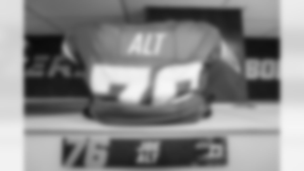 T Joe Alt (76)