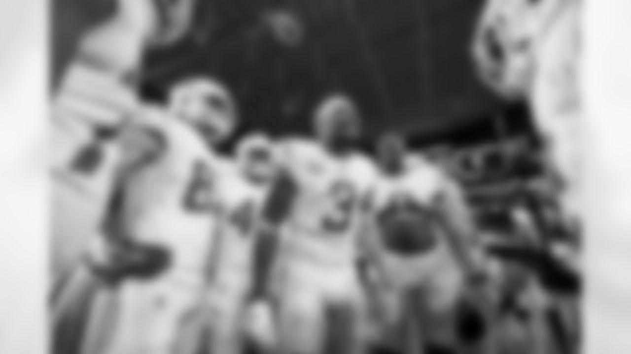 The Los Angeles Chargers play the Las Vegas Raiders on Thursday, December 14, 2023 at Allegiant Stadium in Las Vegas, NV.
[FINAL SCORE: LV 63 - LAC 21]