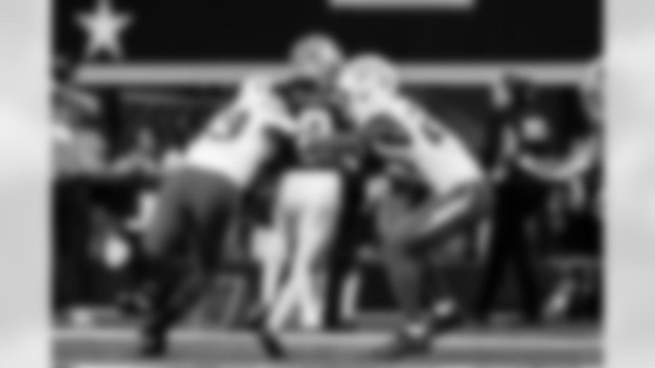 Check out the best shots from the Chargers Week 16 matchup against the Cowboys!