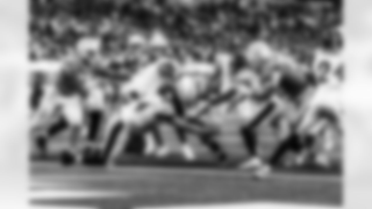 Take a look back at the Chargers Week 10 matchup with the Steelers in monochrome.