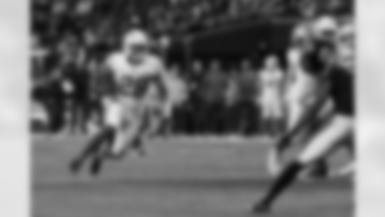 The Los Angeles Chargers play the Las Vegas Raiders on Thursday, December 14, 2023 at Allegiant Stadium in Las Vegas, NV.
[FINAL SCORE: LV 63 - LAC 21]