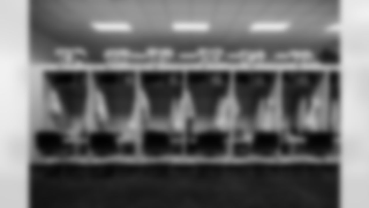 Check out the best shots from the Chargers Week 18 matchup against the Broncos!