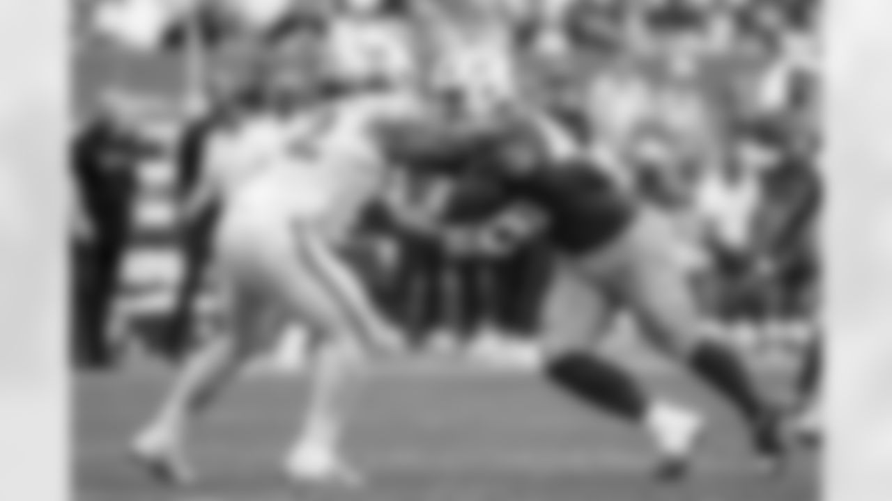 Check out the best shots from the Chargers Week 6 matchup against the Dolphins!