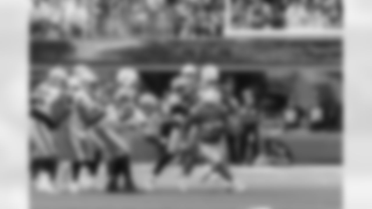 The Los Angeles Chargers play the Las Vegas Raiders on Thursday, September 5, 2024 at SoFi Stadium in Inglewood, CA.
[FINAL SCORE: LAC 22 - LV 10]