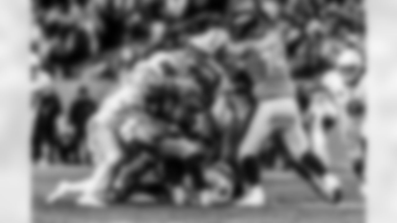 The Los Angeles Chargers play the Denver Broncos on Sunday, December 31, 2023 at Empower Field at Mile High in Denver, CO.
[FINAL SCORE: DEN 16 - LAC 9]