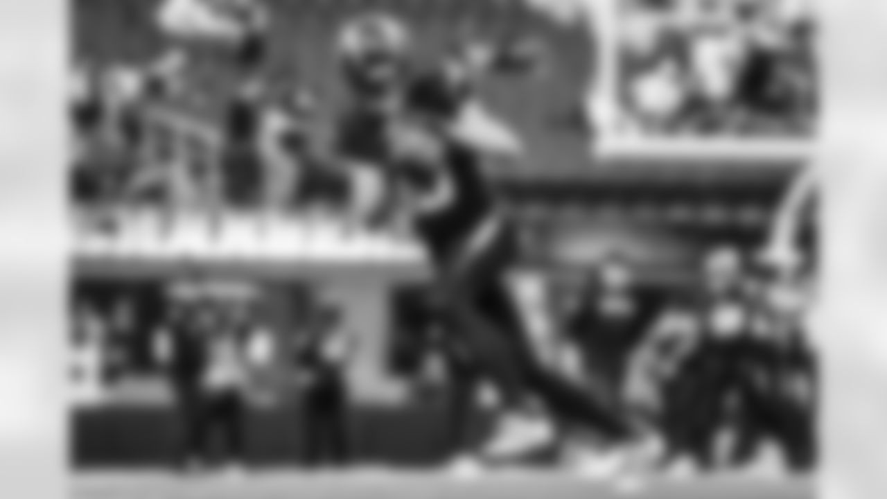 WR Ladd McConkey (15)