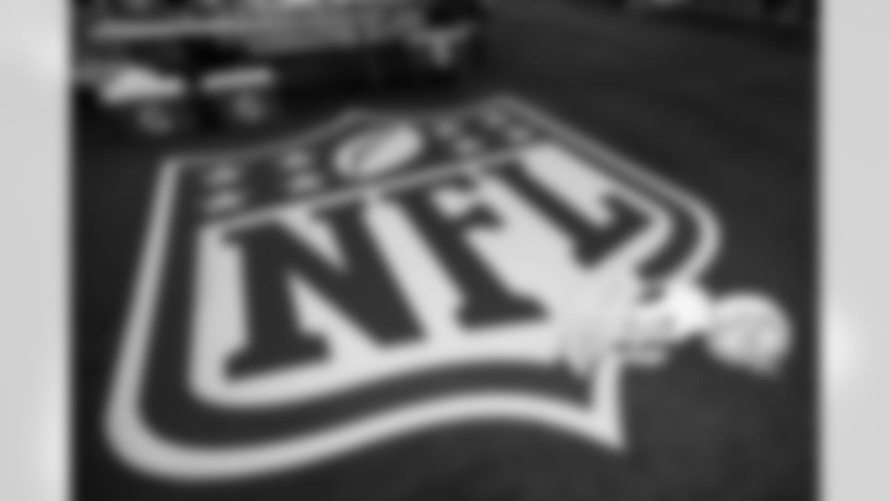 Check out the best shots from the Chargers Week 18 matchup against the Broncos!