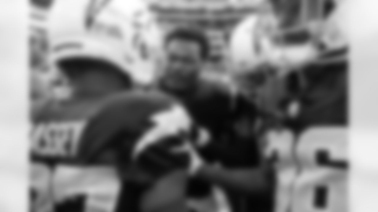 The Los Angeles Chargers play the Denver Broncos on Sunday, December 10, 2023 at SoFi Stadium in Inglewood, CA.
[FINAL SCORE: DEN 24 - LAC 7]