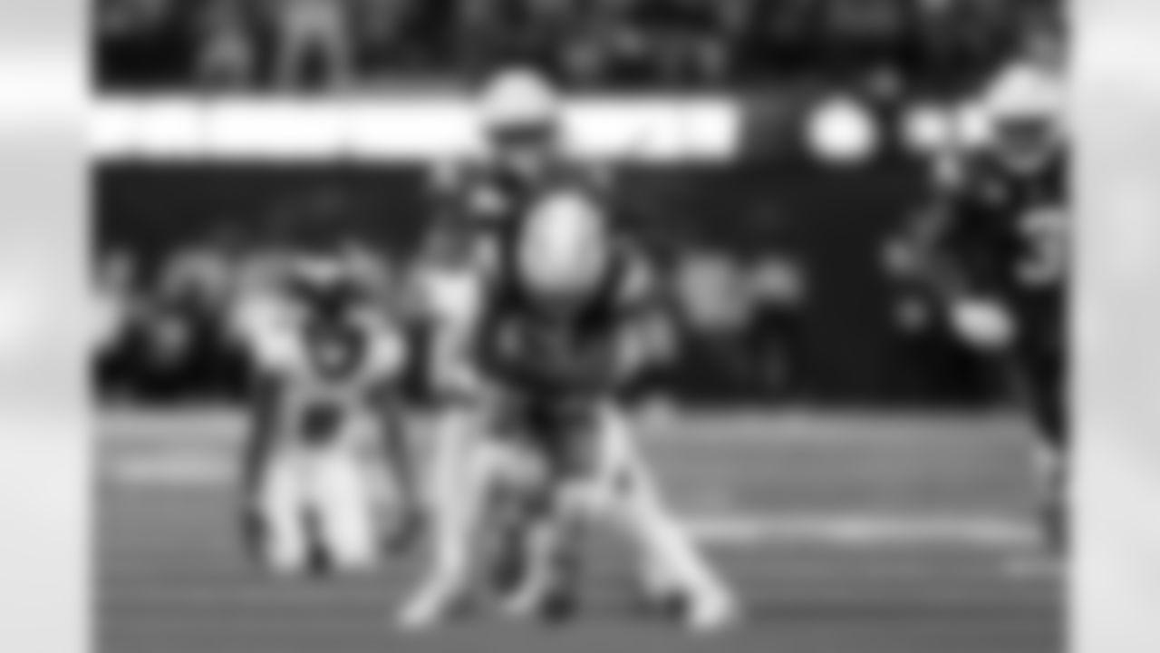 CB Donte Jackson (26)