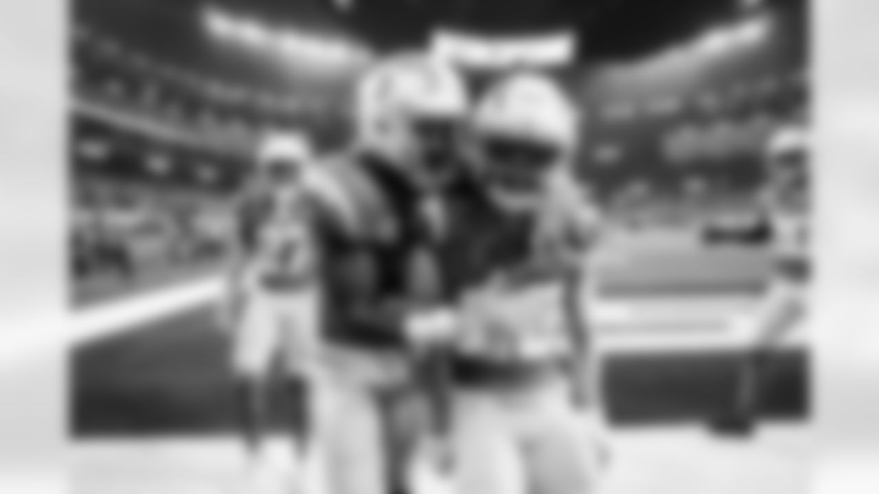 S Derwin James Jr. (3) and CB Donte Jackson (26)