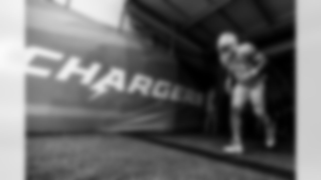 The Los Angeles Chargers play the Las Vegas Raiders on Sunday, October 1, 2023 at SoFi Stadium in Inglewood, CA.
[FINAL SCORE: LAC 24 - LV 17]