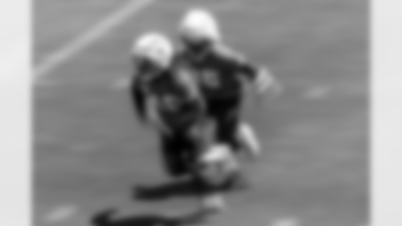 Los Angeles Chargers players participate in Phase 3 of the offseason program on Friday, May 30, 2025 at The Bolt in El Segundo, CA.