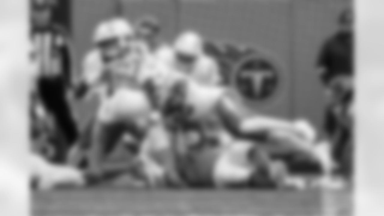 Check out the best shots from the Chargers Week 9 matchup against the Titans!