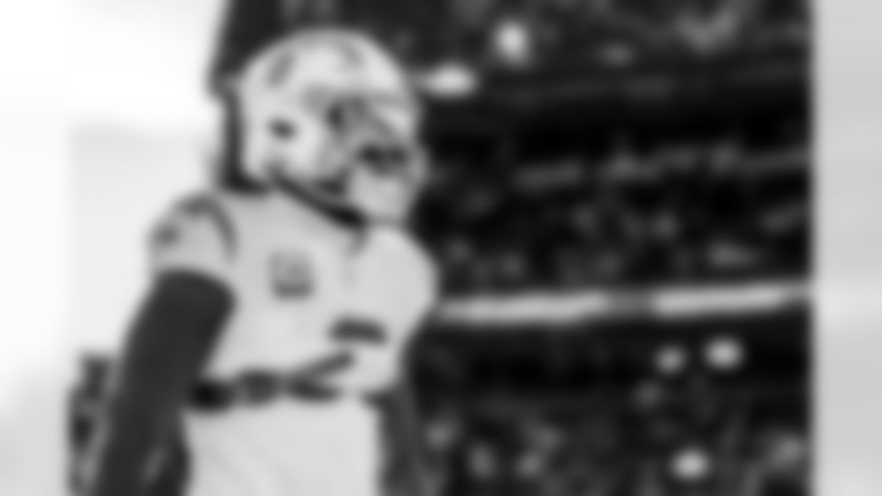 Take a look back at the Chargers Week 18 matchup with the Broncos in monochrome.