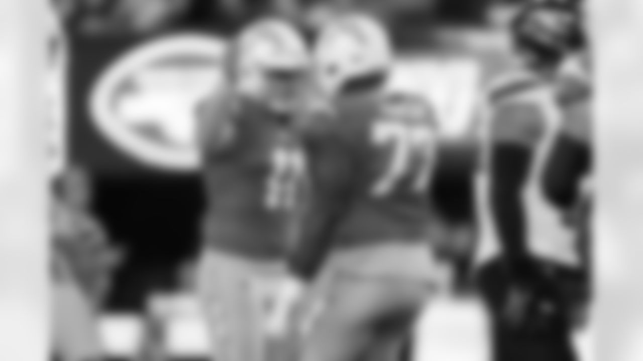 The Los Angeles Chargers play the New York Jets on Monday, November 6, 2023 at MetLife Stadium in East Rutherford, NJ.
[FINAL SCORE: LAC 27 - NYJ 6]