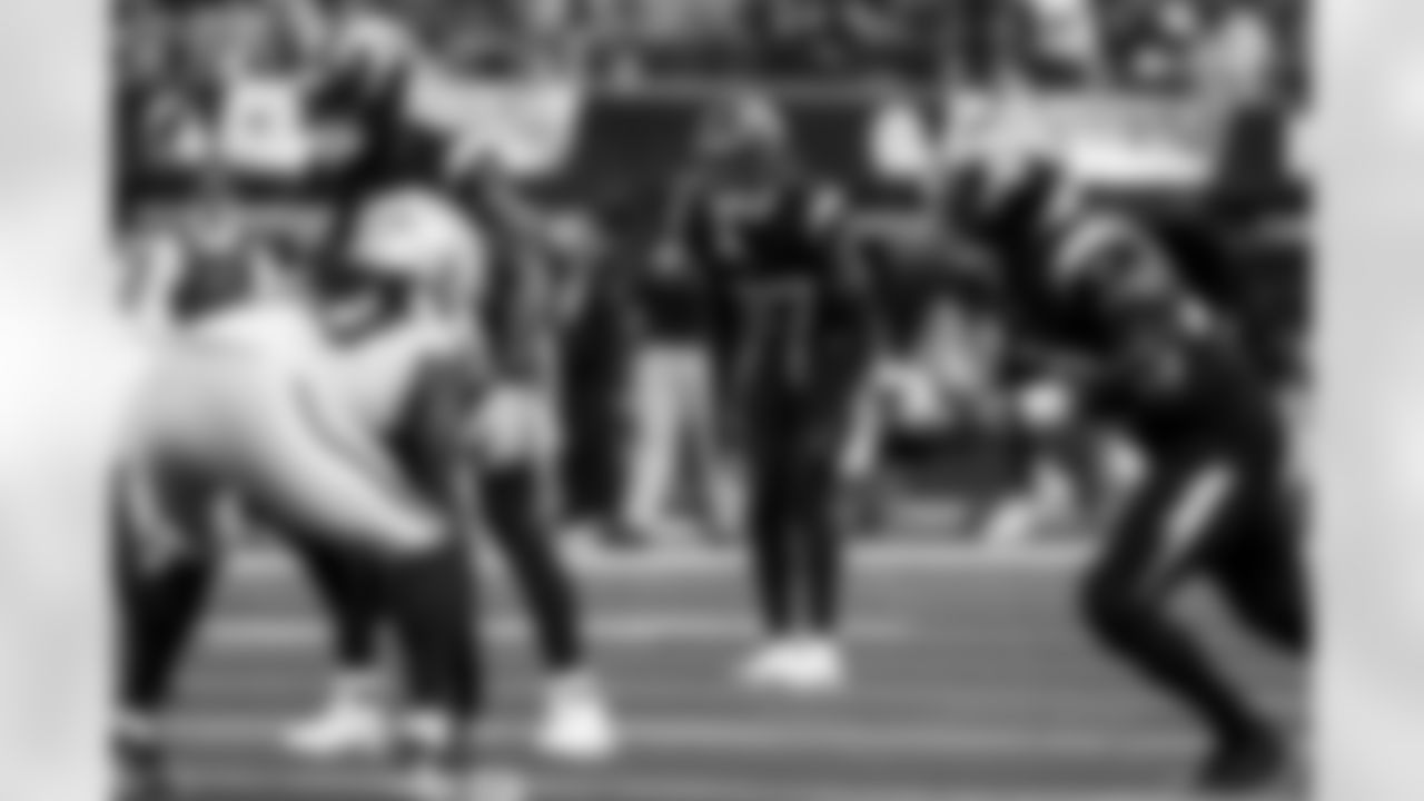 Take a look back at the best photos of the Chargers 2025 draft class in their inaugural NFL campaign.