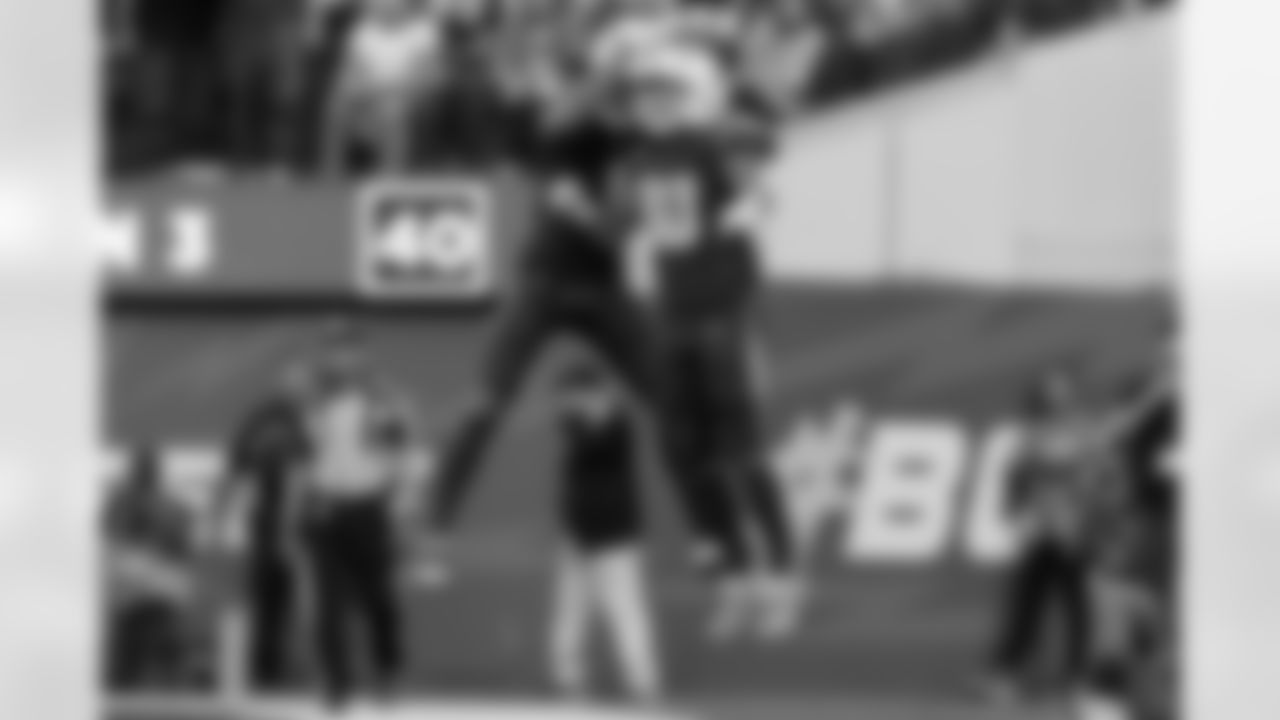 The Los Angeles Chargers play the Denver Broncos on Sunday, December 10, 2023 at SoFi Stadium in Inglewood, CA.
[FINAL SCORE: DEN 24 - LAC 7]