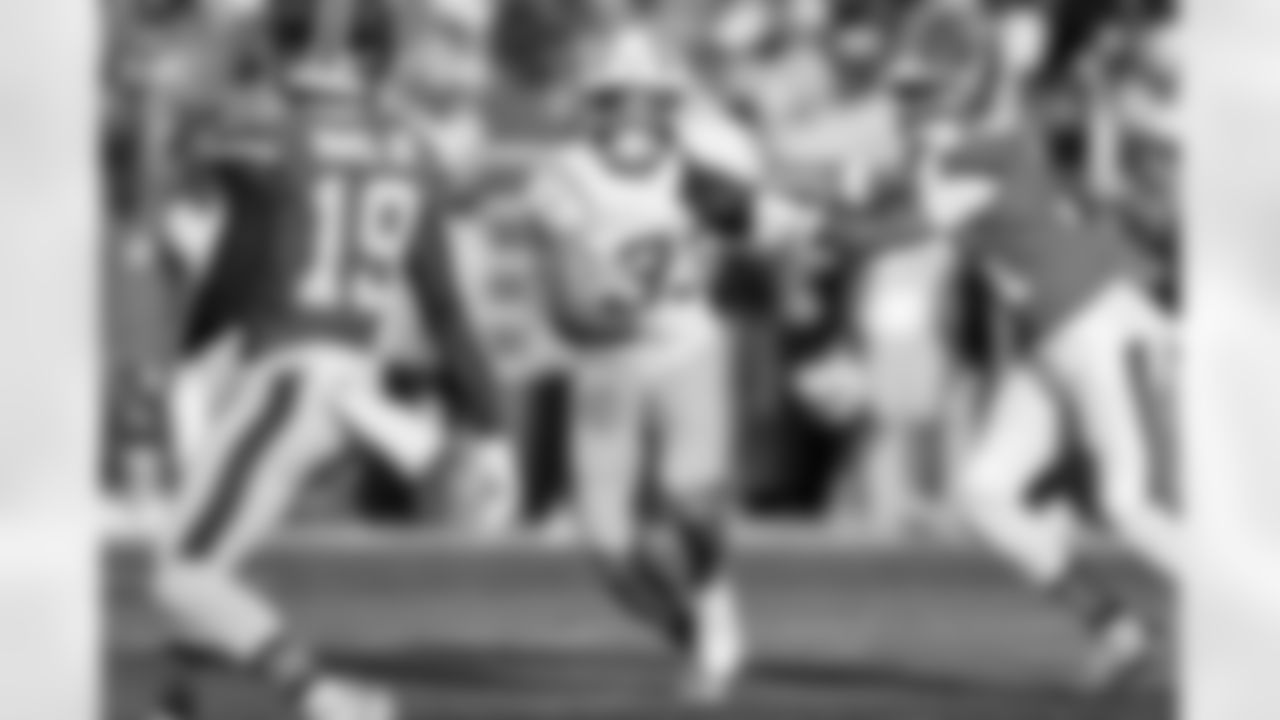 DB Deane Leonard (33)