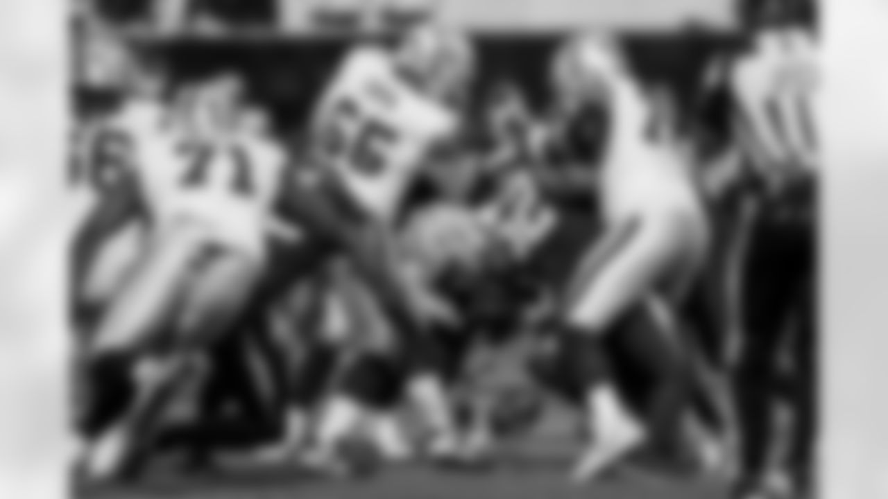 Take a look at the best photos of Chargers 2026 free agent Khalil Mack