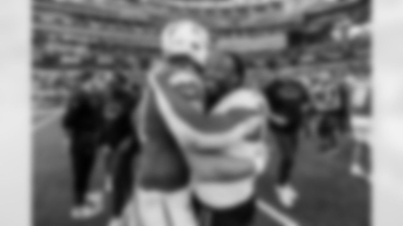 The Los Angeles Chargers play the New Orleans Saints on Sunday, October 27, 2024 at SoFi Stadium in Inglewood, CA.
[FINAL SCORE: LAC 26 - NO 8]