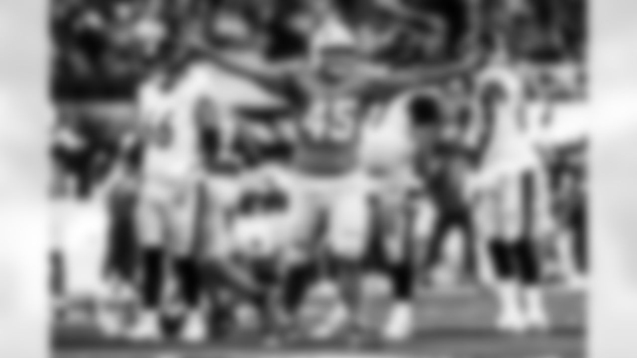 Take a look back at the Chargers Week 10 matchup with the Steelers in monochrome.