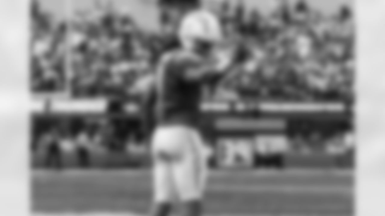 Take a look back at the best photos of the Chargers best celebrations of the 2025 season.