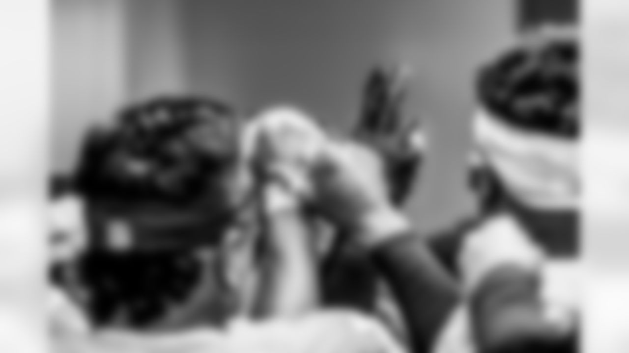 The Los Angeles Chargers play the Las Vegas Raiders on Sunday, September 8, 2024 at SoFi Stadium in Inglewood, CA.
[FINAL SCORE: LAC 22 - LV 10]