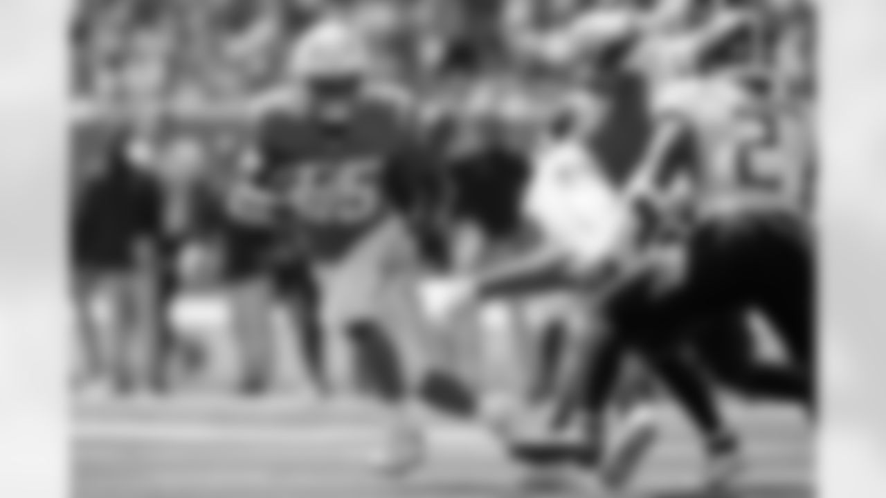 The Los Angeles Chargers play the Tennessee Titans on Sunday, September 17, 2023 at Nissan Stadium in Nashville, TN.
[FINAL SCORE: TEN 27 - LAC 24]