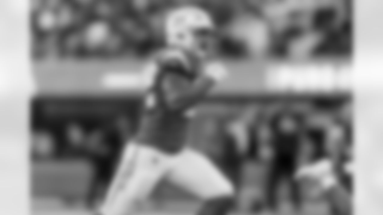 The Los Angeles Chargers play the Las Vegas Raiders on Sunday, October 1, 2023 at SoFi Stadium in Inglewood, CA.
[FINAL SCORE: LAC 24 - LV 17]