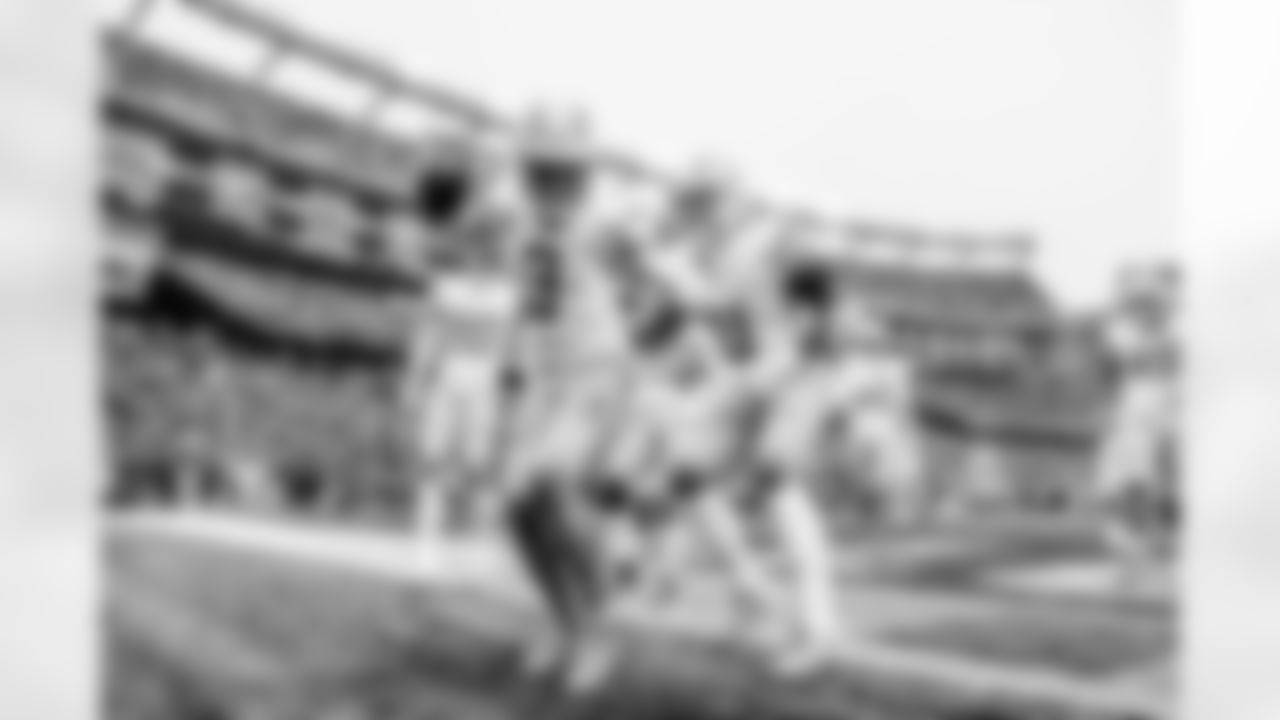 Take a look back at the Chargers Week 17 matchup with the Patriots in monochrome!