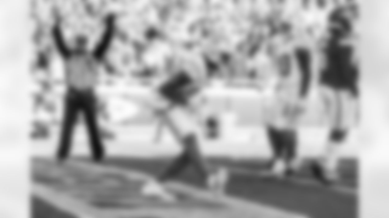 Take a look back at the best photos of the Chargers 2025 draft class in their inaugural NFL campaign.