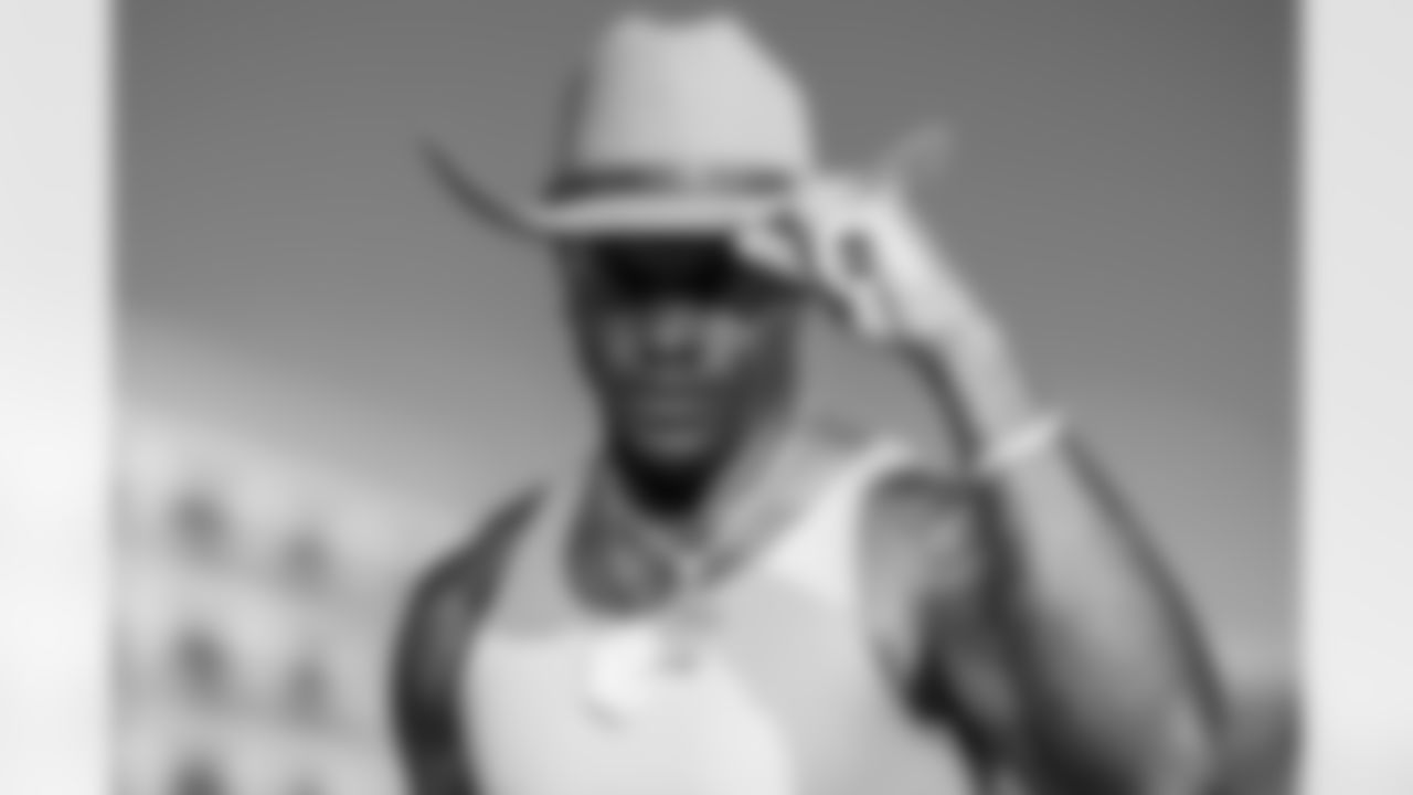 Take a look back at the best photos of the Chargers best arrival fits of the 2025 season.