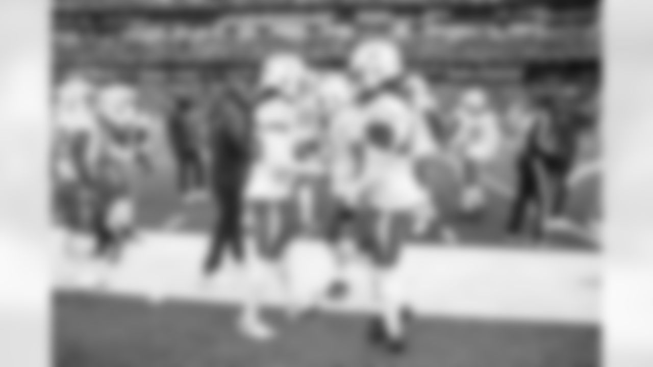 DB Ja'Sir Taylor (36), DB Elijah Molden (2) and S Kendall Williamson (40)