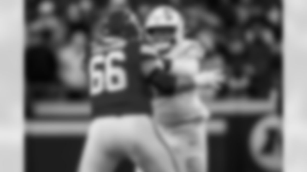 Check out the best shots from the Chargers Week 15 matchup against the Chiefs!