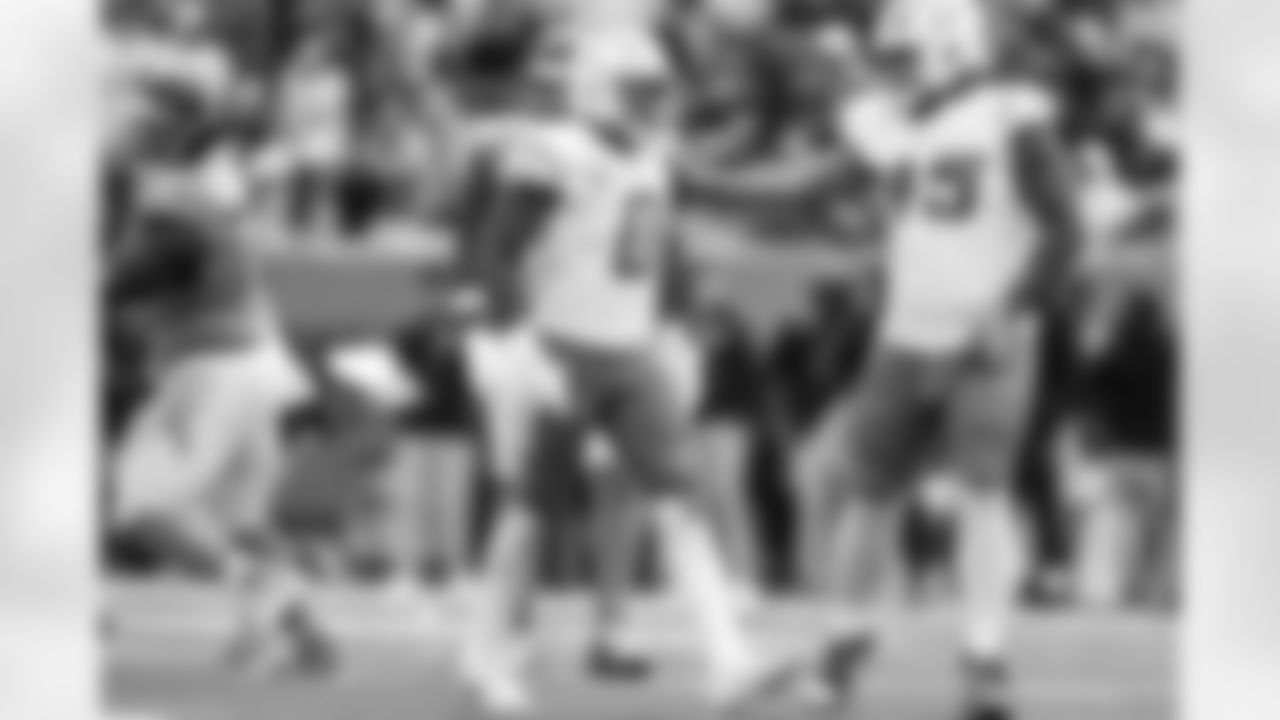 OLB Tuli Tuipulotu (45)