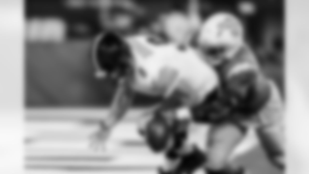 OLB Khalil Mack (52)