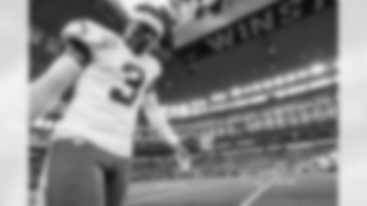 Take a look back at the best photos of Derwin James, Jr.'s 2025 campaign.