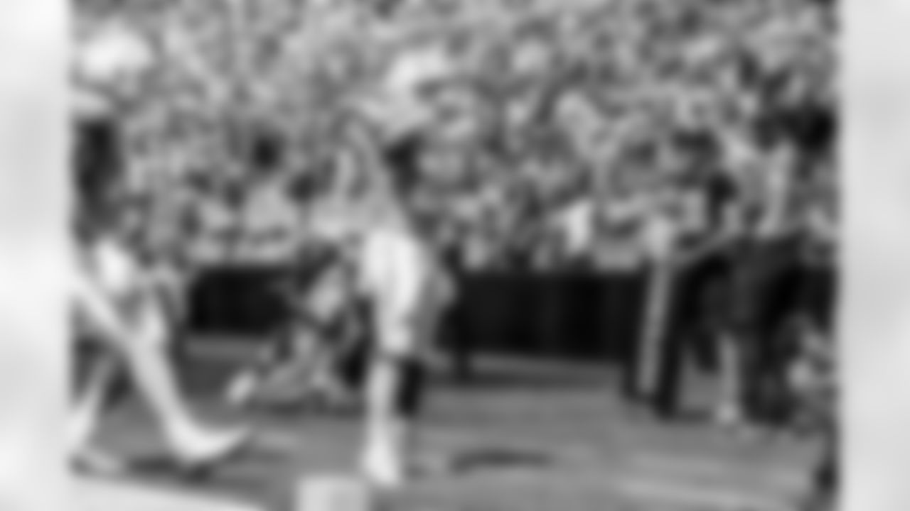 The Los Angeles Chargers play the Carolina Panthers on Sunday, September 15, 2024 at Bank of America Stadium in Charlotte, NC.
[FINAL SCORE: LAC 26 - CAR 3]